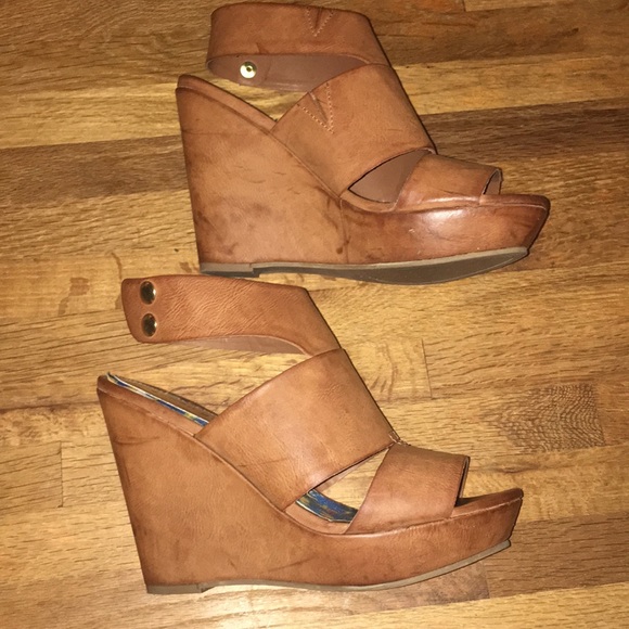 Wedges - Picture 1 of 3